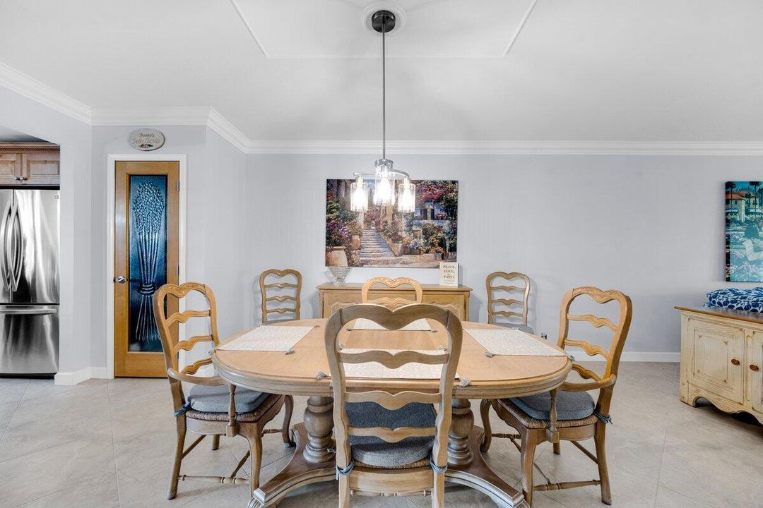 На продажу: $549,000 (2 спален, 2 ванн, 1520 Квадратных фут)