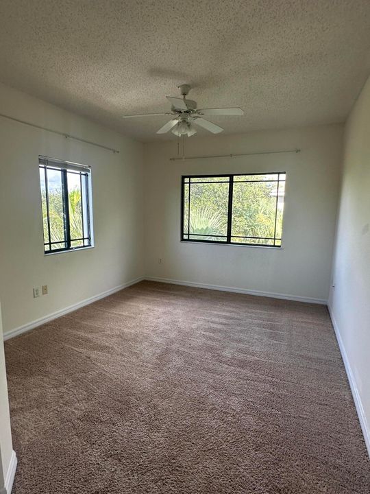 For Rent: $2,450 (3 beds, 2 baths, 1316 Square Feet)