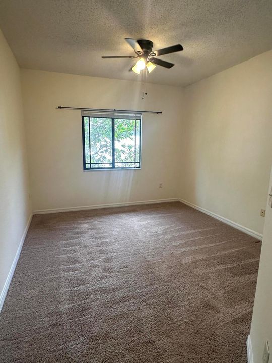 For Rent: $2,450 (3 beds, 2 baths, 1316 Square Feet)