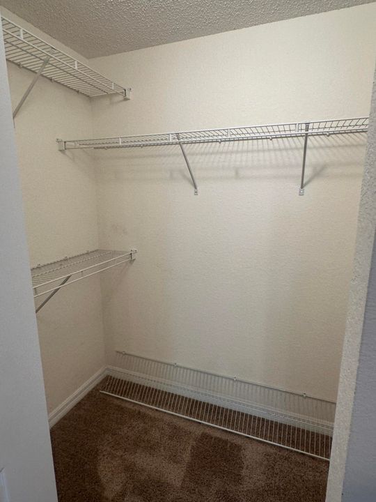 For Rent: $2,450 (3 beds, 2 baths, 1316 Square Feet)