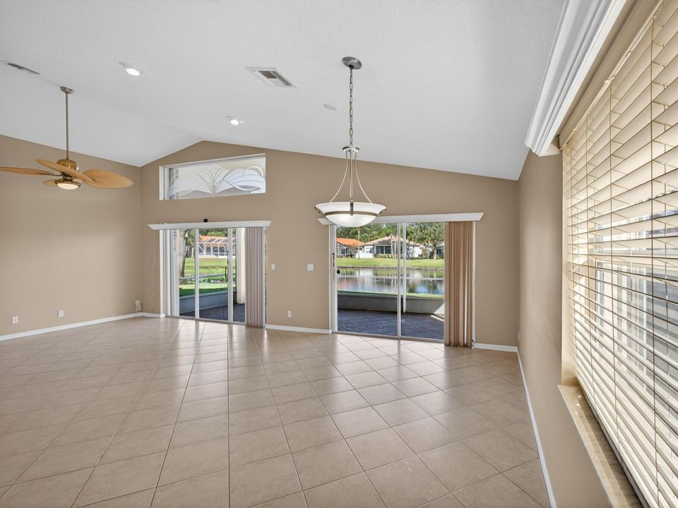 For Sale: $425,000 (3 beds, 2 baths, 1884 Square Feet)