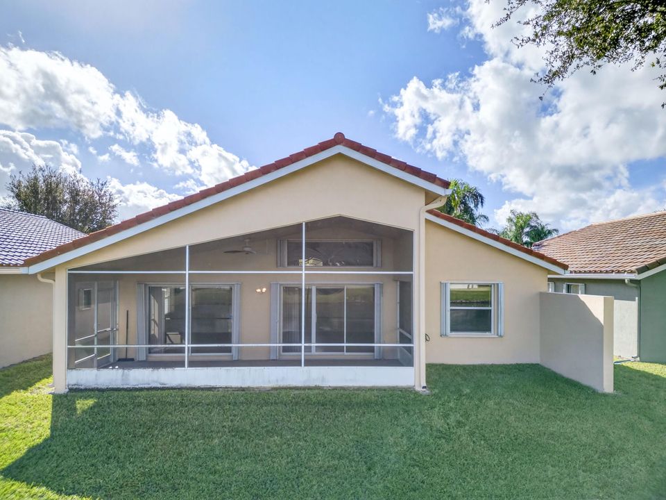 For Sale: $425,000 (3 beds, 2 baths, 1884 Square Feet)