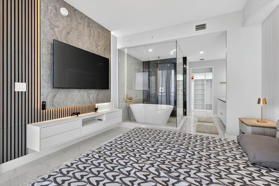 For Rent: $11,000 (3 beds, 3 baths, 1545 Square Feet)