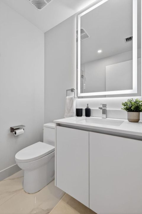 For Rent: $11,000 (3 beds, 3 baths, 1545 Square Feet)