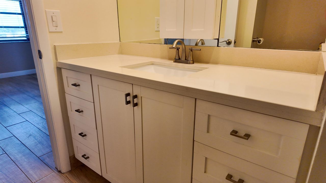 En Renta: $1,800 (2 camas, 2 baños, 1020 Pies cuadrados)