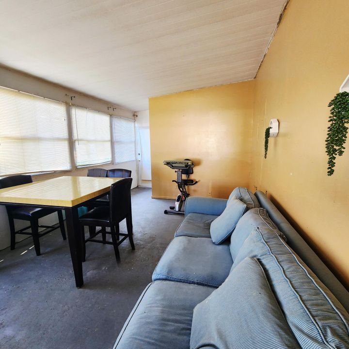 En Venta: $75,000 (3 camas, 2 baños, 1695 Pies cuadrados)