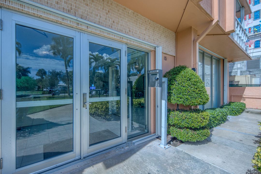 For Sale: $219,000 (1 beds, 1 baths, 550 Square Feet)