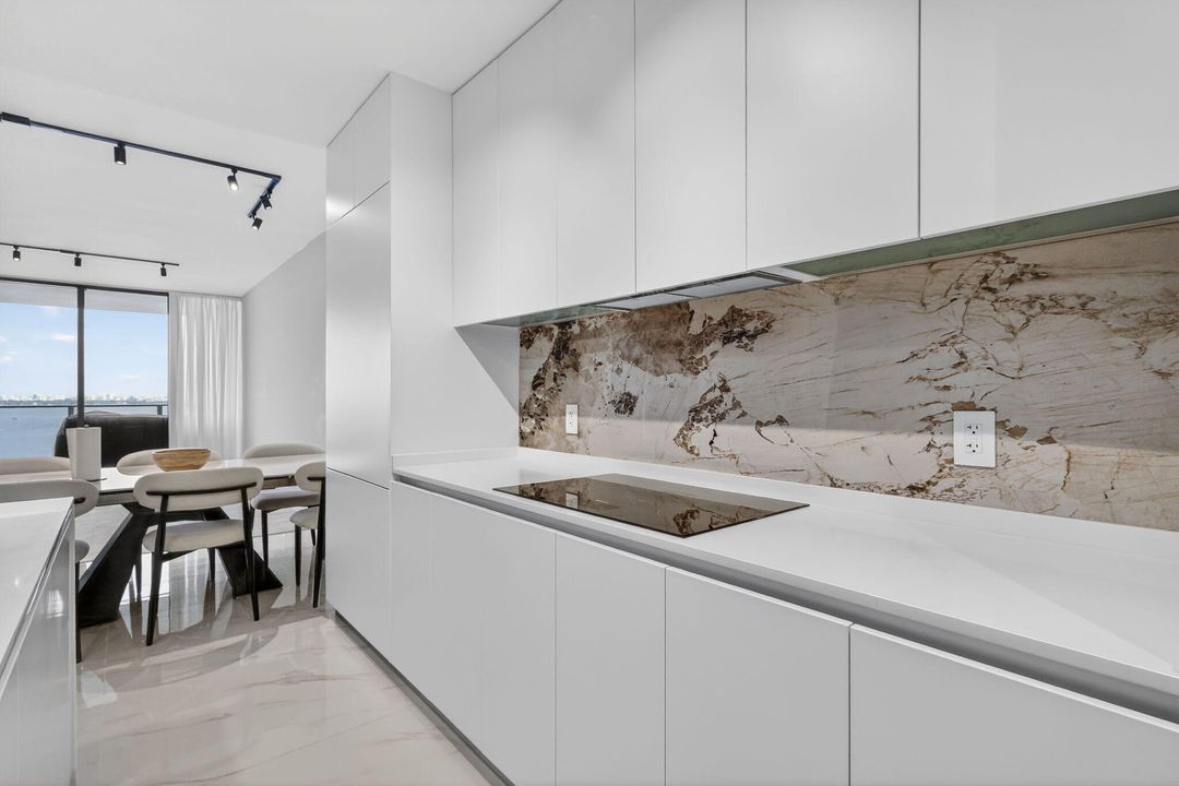 For Rent: $10,500 (3 beds, 3 baths, 1545 Square Feet)