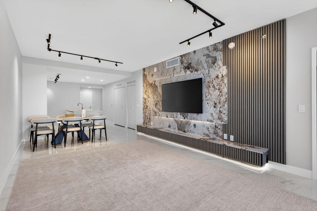 For Rent: $10,500 (3 beds, 3 baths, 1545 Square Feet)