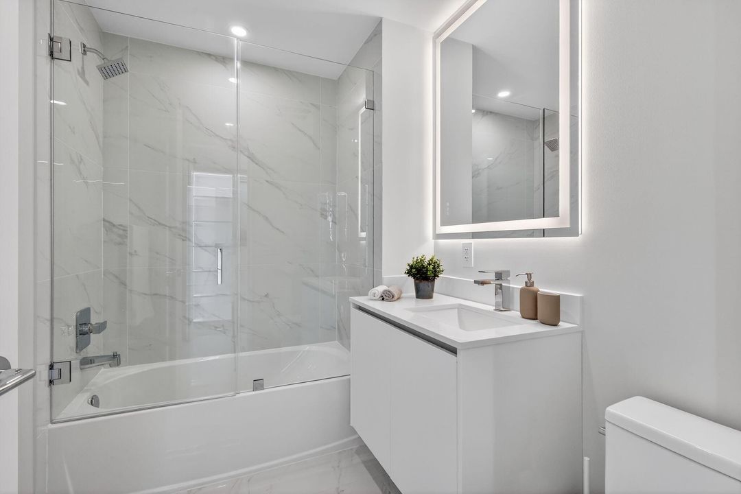 For Rent: $10,500 (3 beds, 3 baths, 1545 Square Feet)