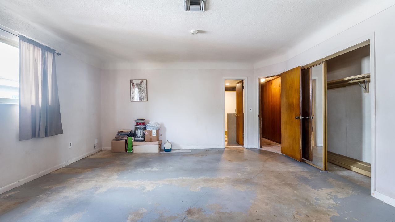 For Sale: $525,000 (4 beds, 2 baths, 2458 Square Feet)