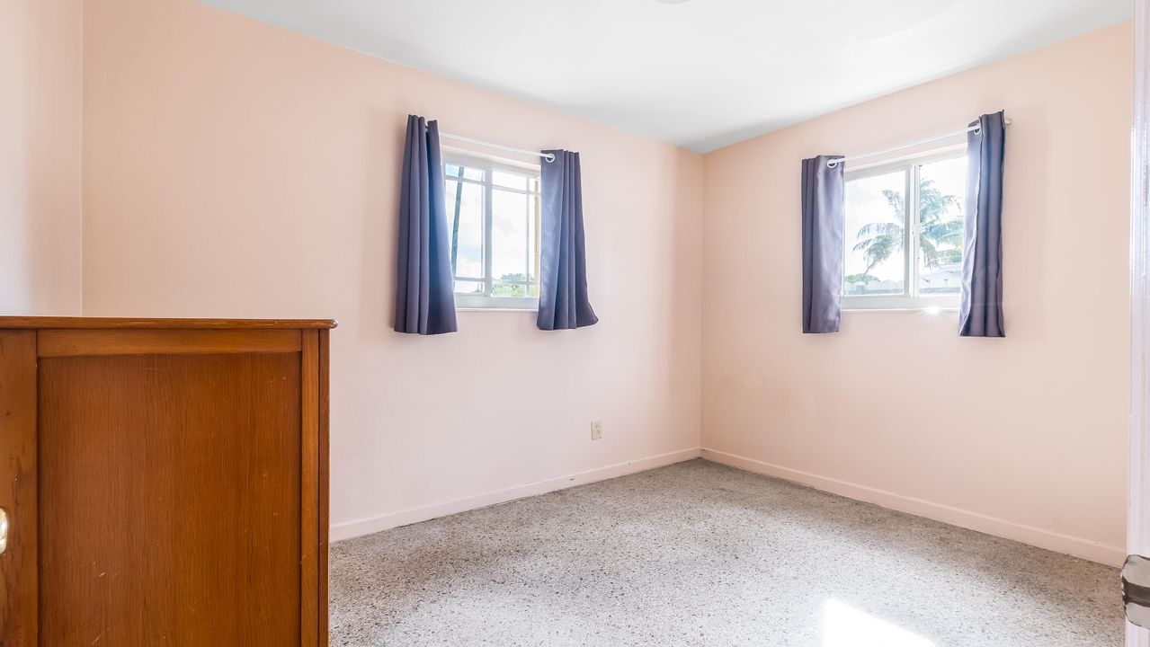 For Sale: $525,000 (4 beds, 2 baths, 2458 Square Feet)