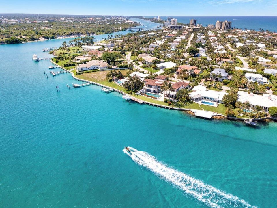 На продажу: $549,000 (2 спален, 2 ванн, 1520 Квадратных фут)