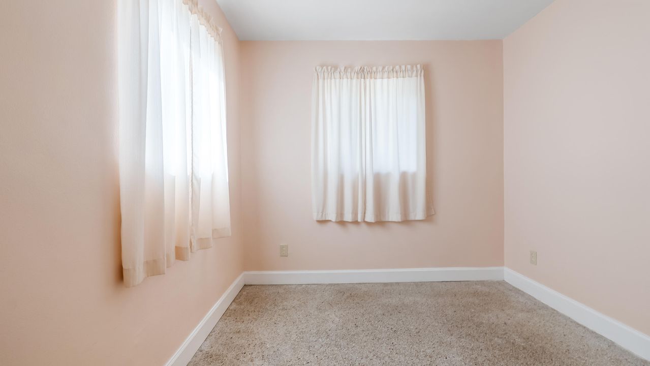 For Sale: $525,000 (4 beds, 2 baths, 2458 Square Feet)