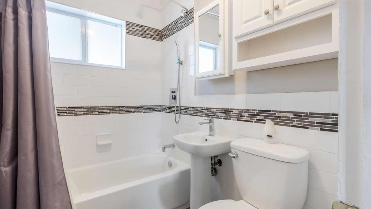 For Sale: $525,000 (4 beds, 2 baths, 2458 Square Feet)