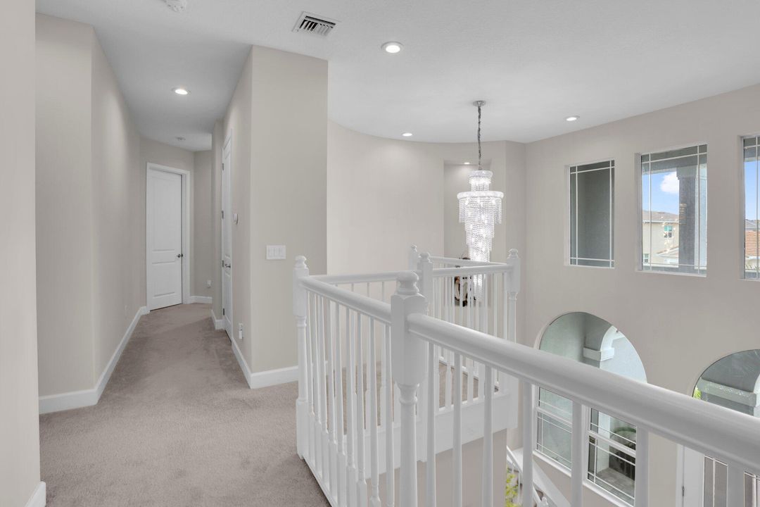 For Rent: $6,000 (6 beds, 4 baths, 4110 Square Feet)