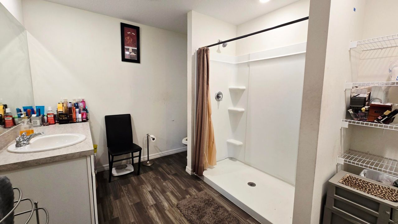 For Sale: $394,990 (3 beds, 2 baths, 1552 Square Feet)