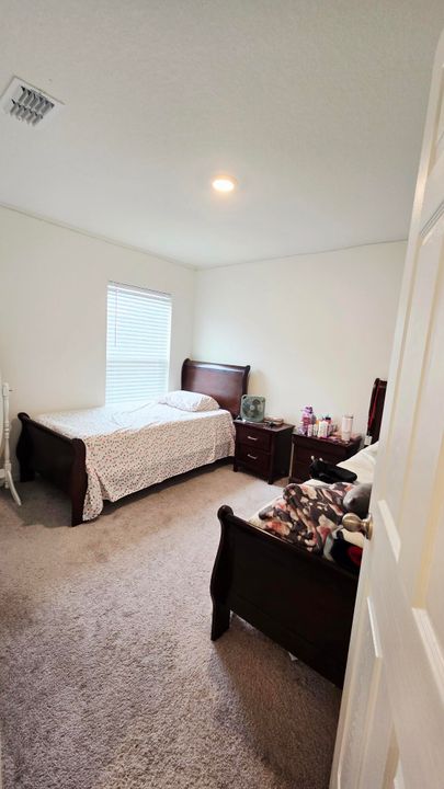 For Sale: $394,990 (3 beds, 2 baths, 1552 Square Feet)