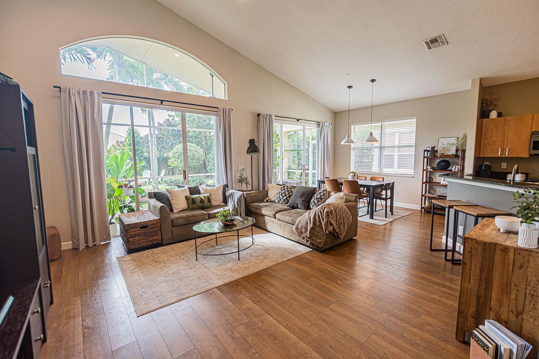 待售: $315,000 (3 贝兹, 2 浴室, 1539 平方英尺)