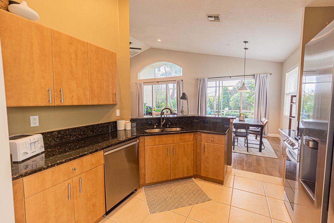 待售: $315,000 (3 贝兹, 2 浴室, 1539 平方英尺)