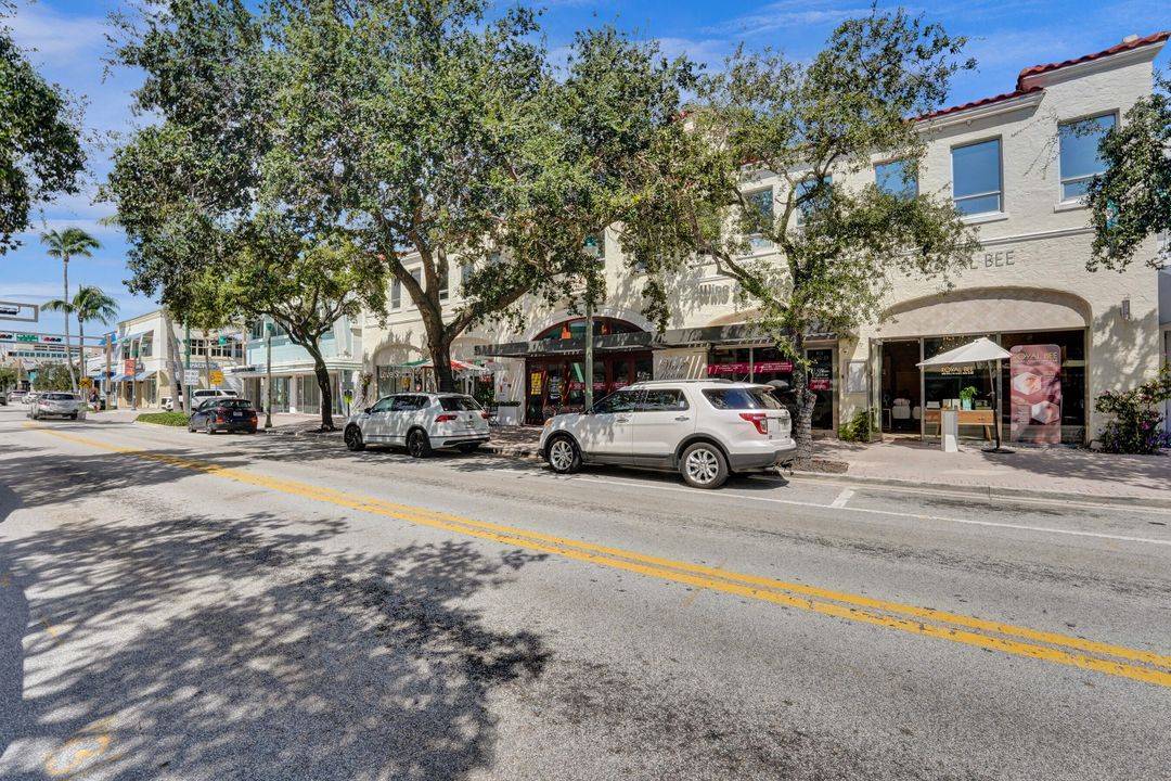 На продажу: $2,999,999 (3 спален, 3 ванн, 1891 Квадратных фут)