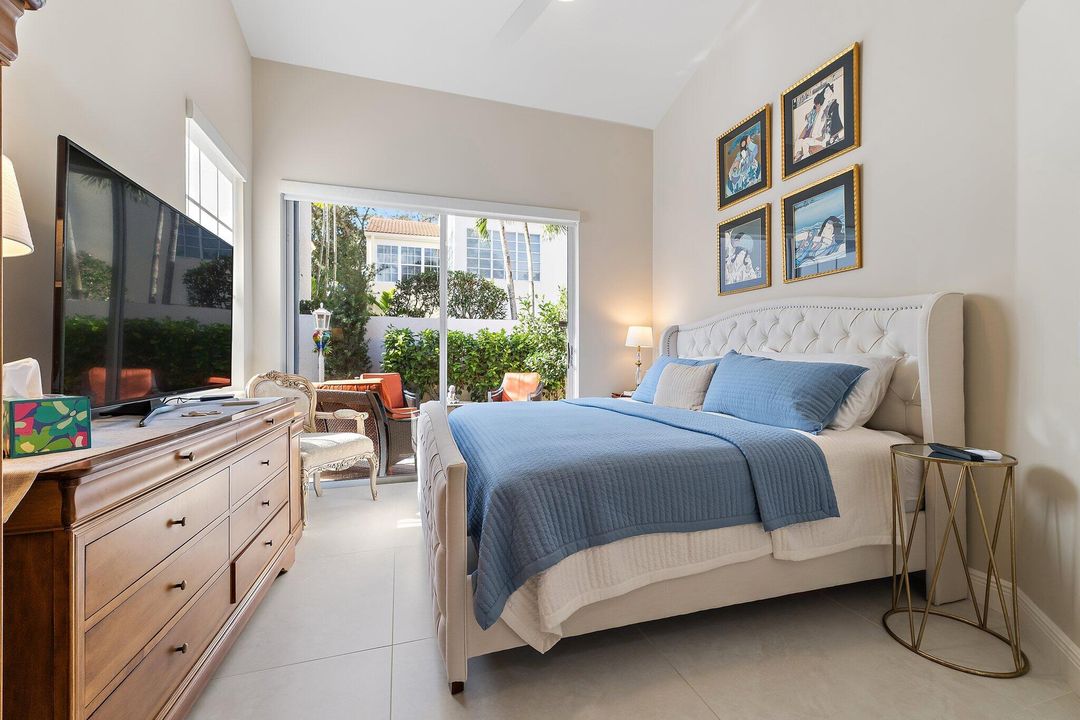 En Venta: $725,000 (2 camas, 2 baños, 1277 Pies cuadrados)