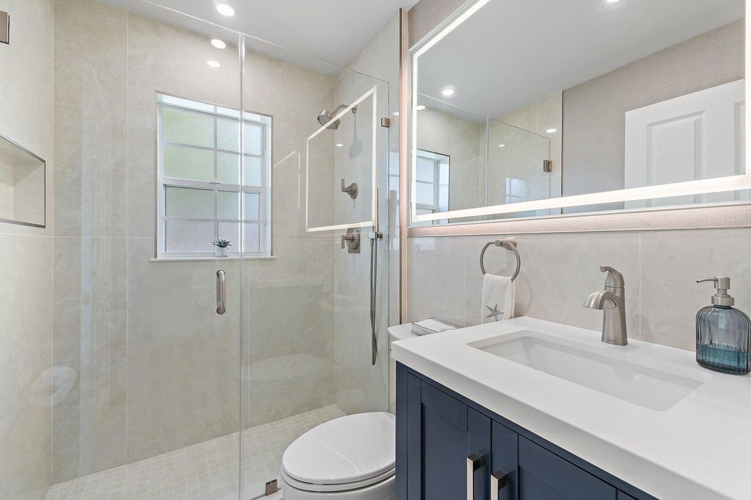 En Venta: $725,000 (2 camas, 2 baños, 1277 Pies cuadrados)