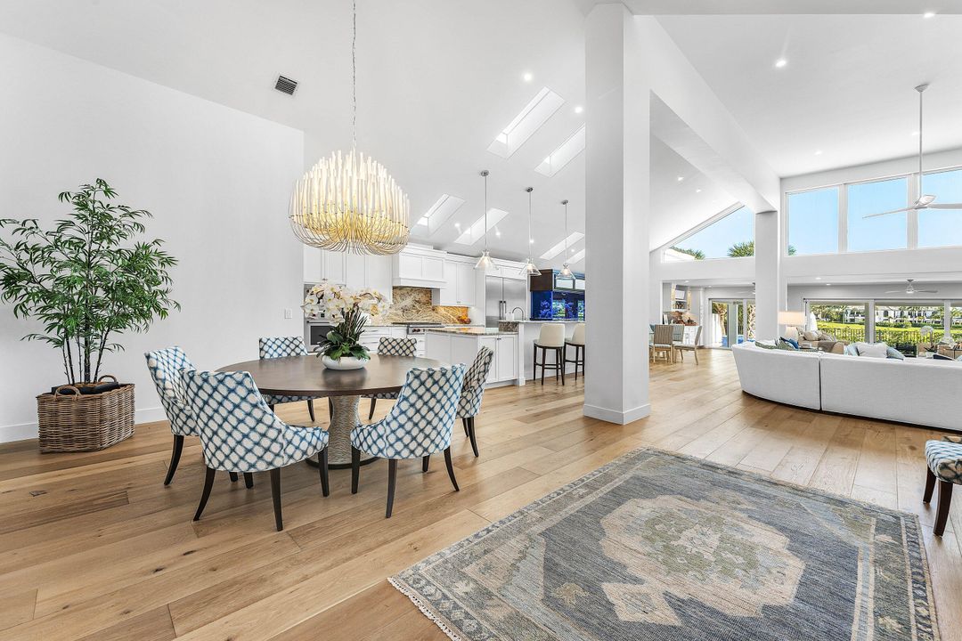 На продажу: $3,495,000 (3 спален, 4 ванн, 3272 Квадратных фут)