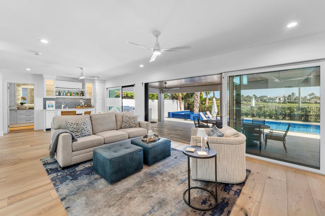 На продажу: $3,495,000 (3 спален, 4 ванн, 3272 Квадратных фут)