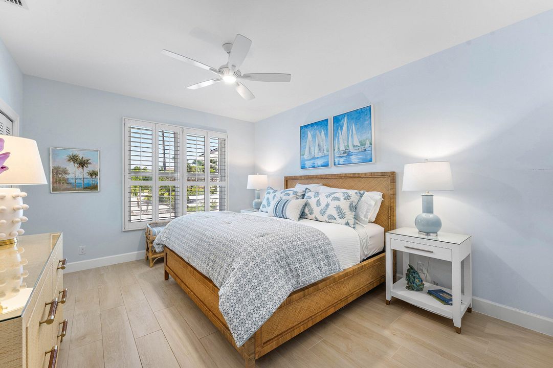 На продажу: $3,495,000 (3 спален, 4 ванн, 3272 Квадратных фут)