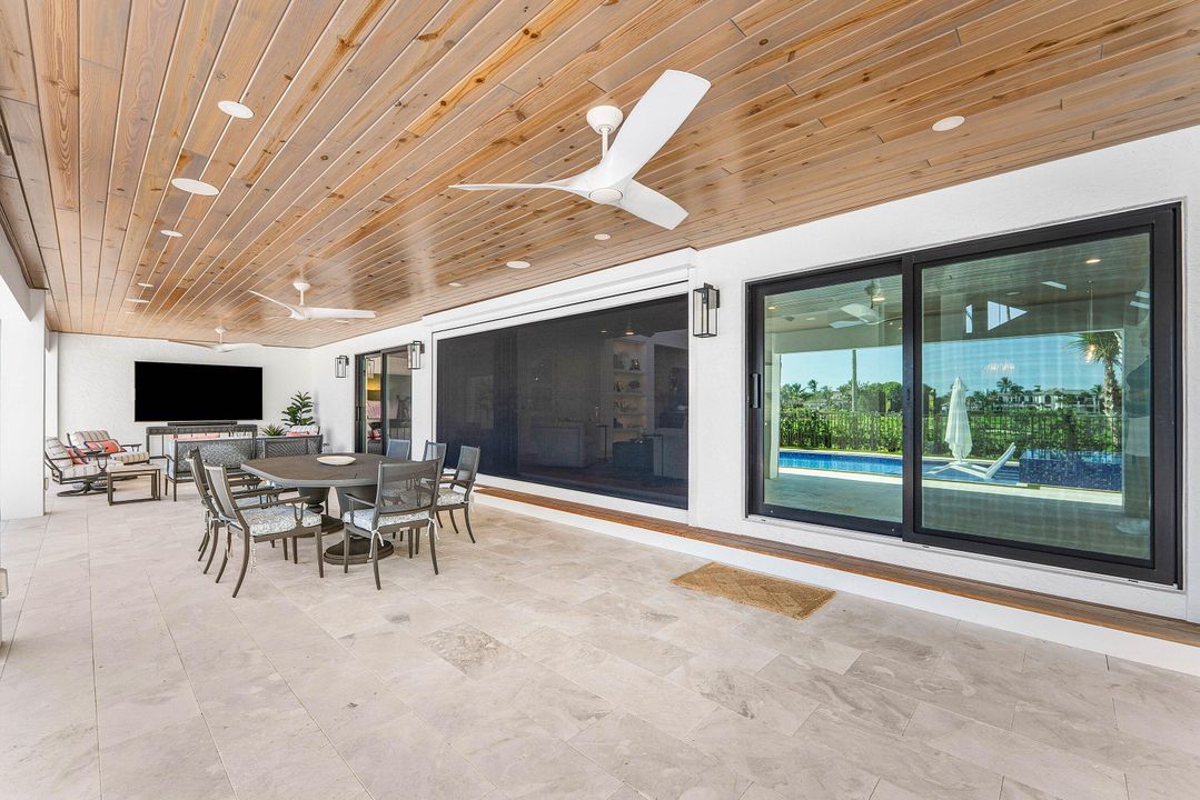 На продажу: $3,495,000 (3 спален, 4 ванн, 3272 Квадратных фут)