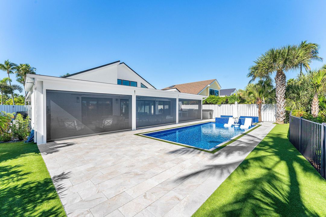 На продажу: $3,495,000 (3 спален, 4 ванн, 3272 Квадратных фут)