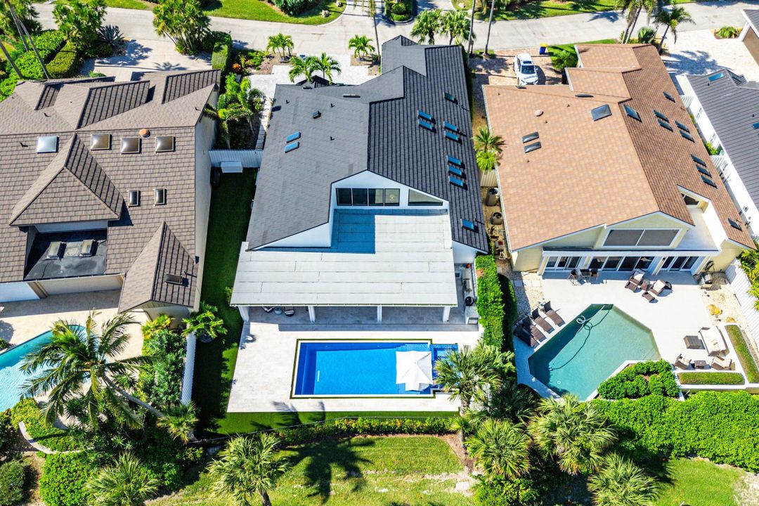 На продажу: $3,495,000 (3 спален, 4 ванн, 3272 Квадратных фут)