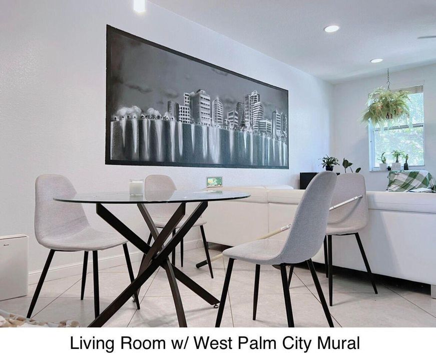 For Rent: $2,700 (2 beds, 2 baths, 1326 Square Feet)