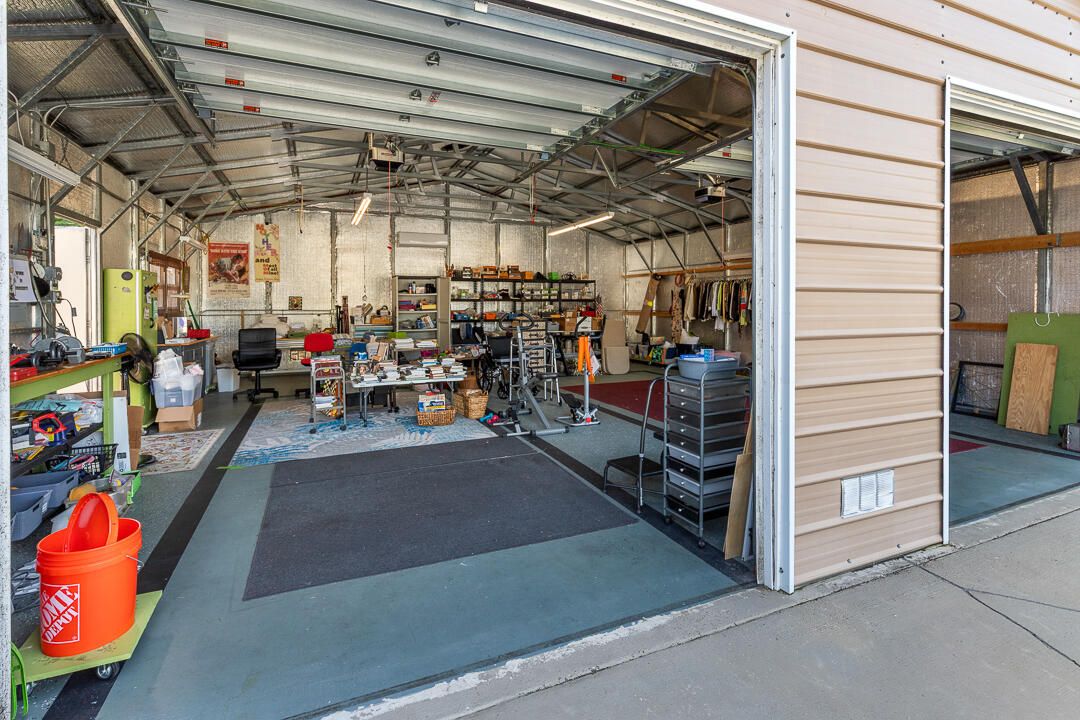 На продажу: $475,000 (2 спален, 1 ванн, 834 Квадратных фут)