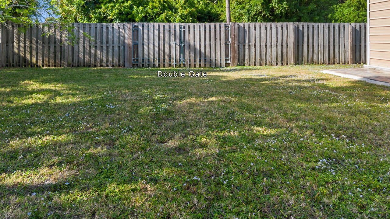 На продажу: $475,000 (2 спален, 1 ванн, 834 Квадратных фут)