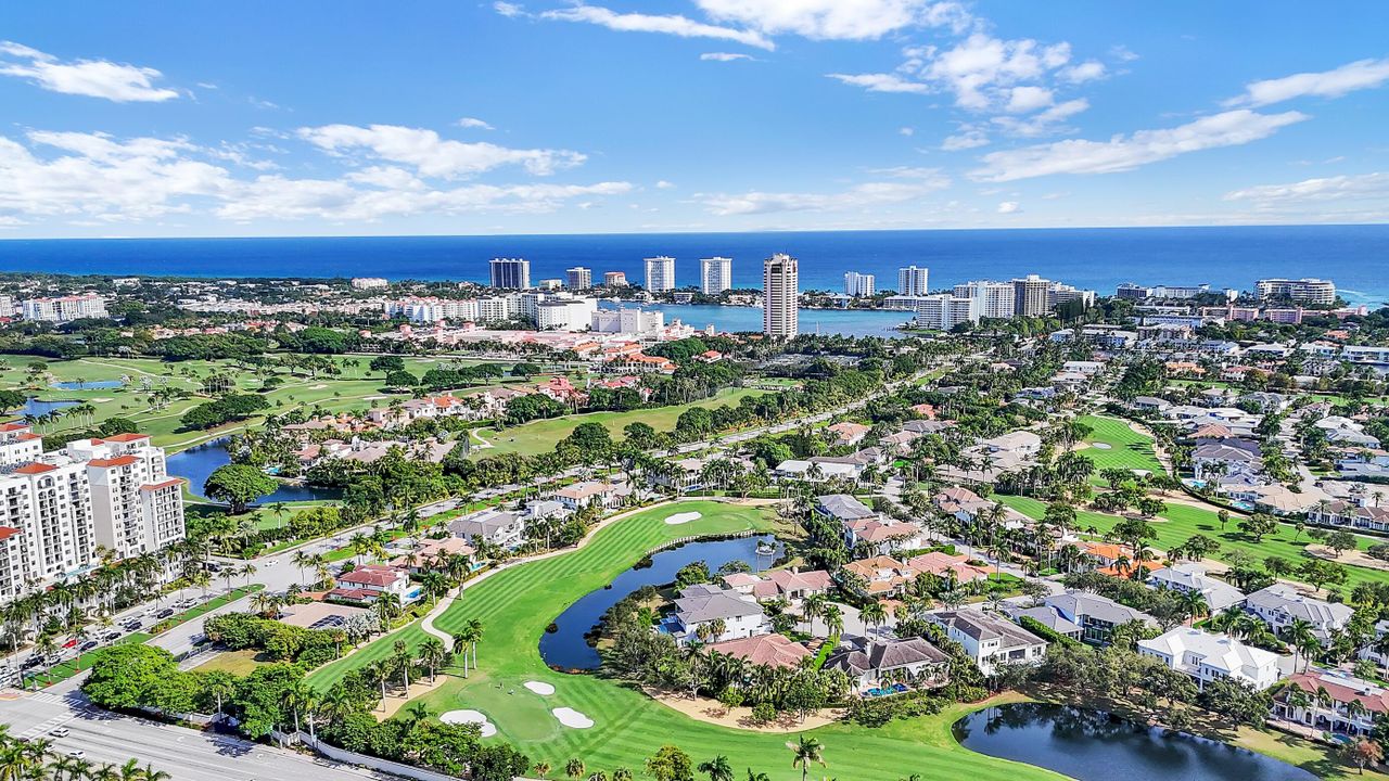 For Sale: $350,000 (2 beds, 2 baths, 1281 Square Feet)