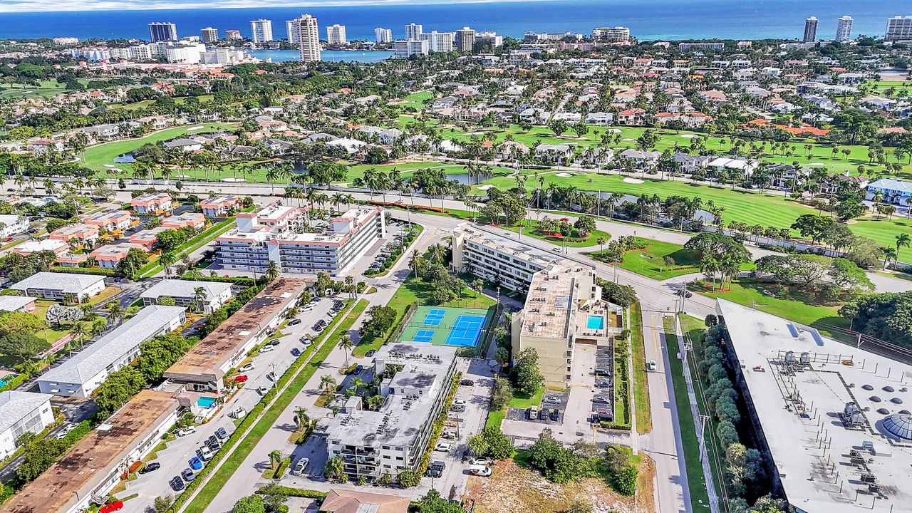 For Sale: $350,000 (2 beds, 2 baths, 1281 Square Feet)