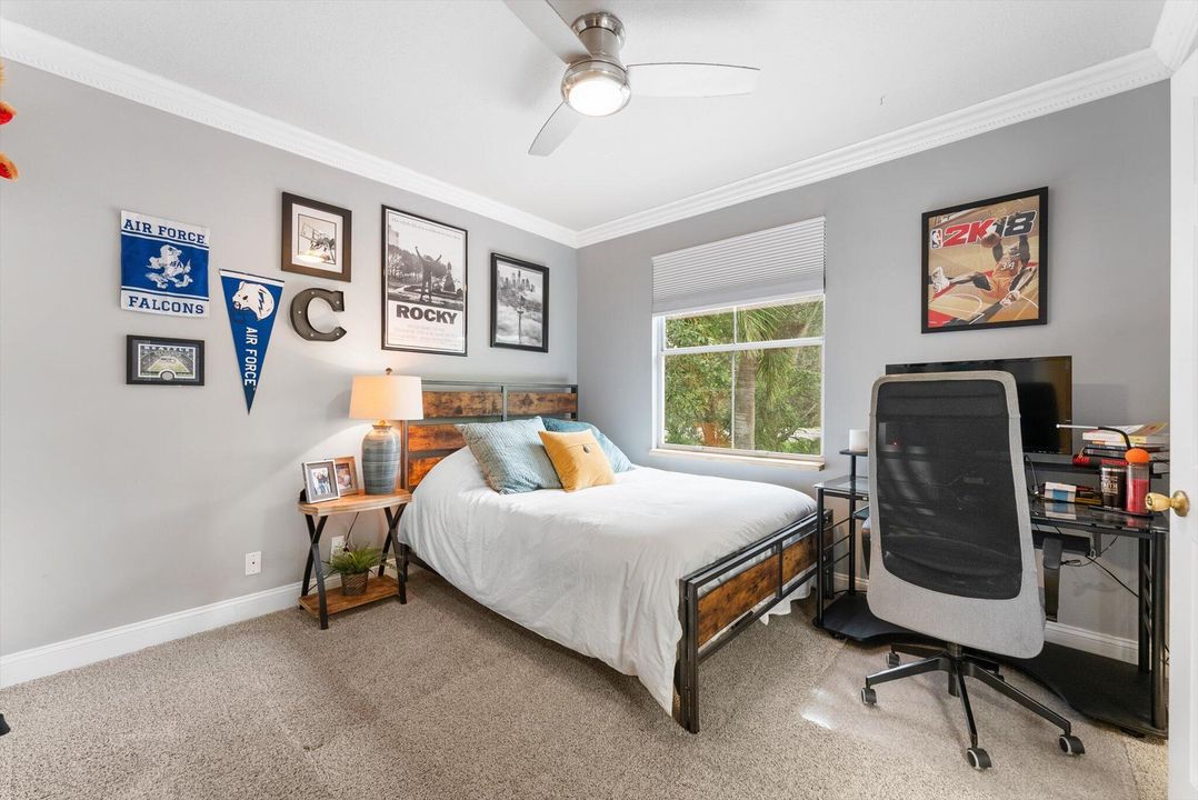 For Rent: $7,900 (5 beds, 3 baths, 3080 Square Feet)