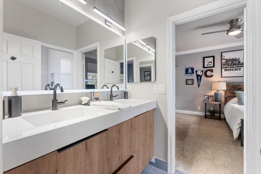 For Rent: $7,900 (5 beds, 3 baths, 3080 Square Feet)