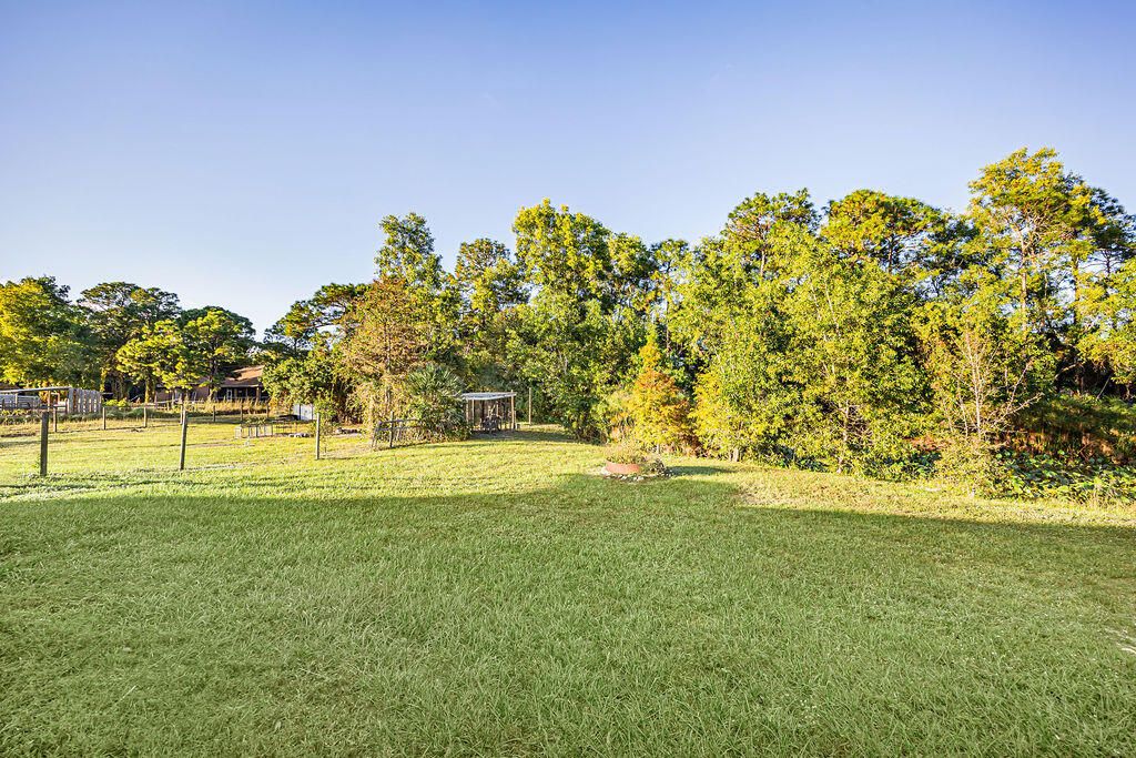 For Sale: $549,000 (3 beds, 2 baths, 1130 Square Feet)