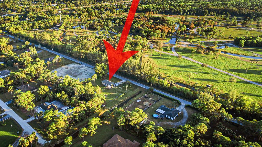 For Sale: $549,000 (3 beds, 2 baths, 1130 Square Feet)