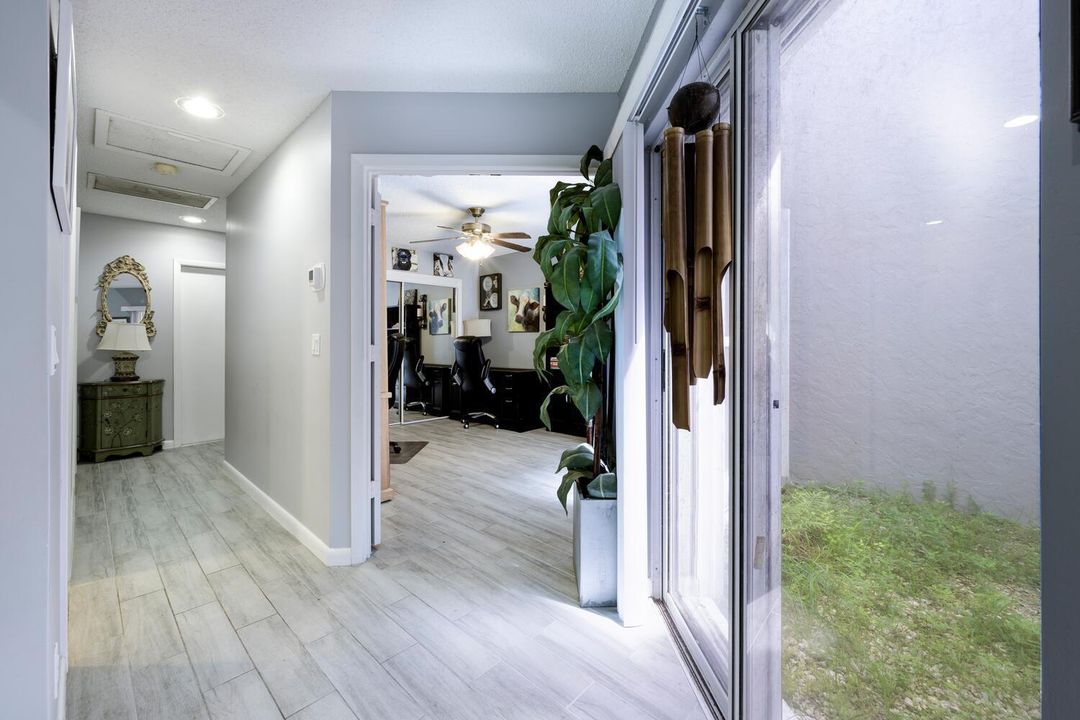 For Sale: $399,000 (2 beds, 2 baths, 1799 Square Feet)