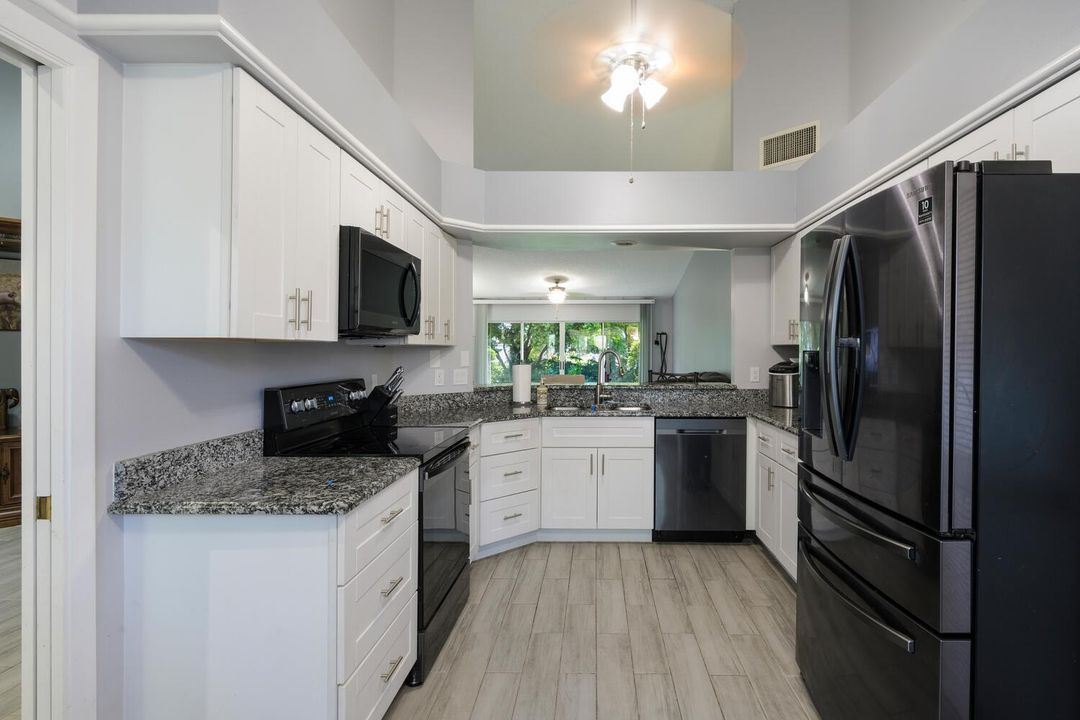 For Sale: $399,000 (2 beds, 2 baths, 1799 Square Feet)