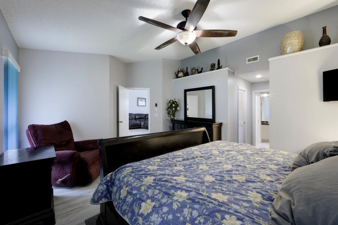 For Sale: $399,000 (2 beds, 2 baths, 1799 Square Feet)