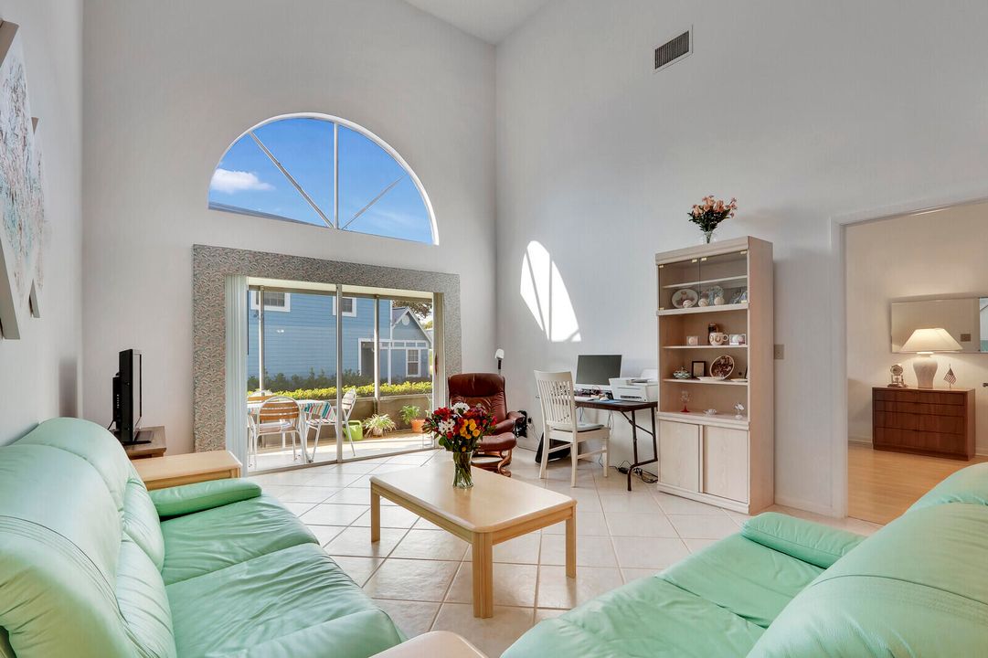 Activo con contrato: $625,000 (3 camas, 2 baños, 1762 Pies cuadrados)