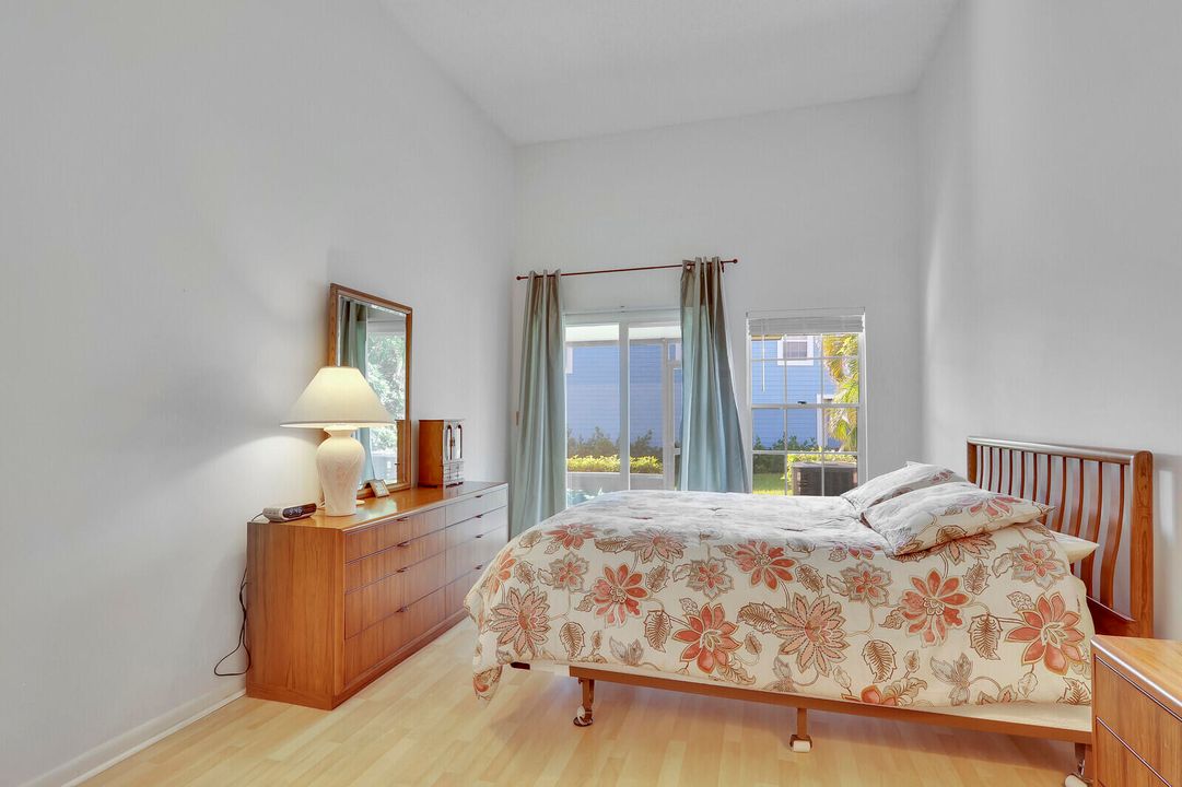 Activo con contrato: $625,000 (3 camas, 2 baños, 1762 Pies cuadrados)