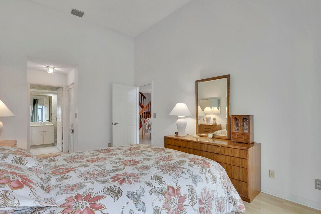 Activo con contrato: $625,000 (3 camas, 2 baños, 1762 Pies cuadrados)