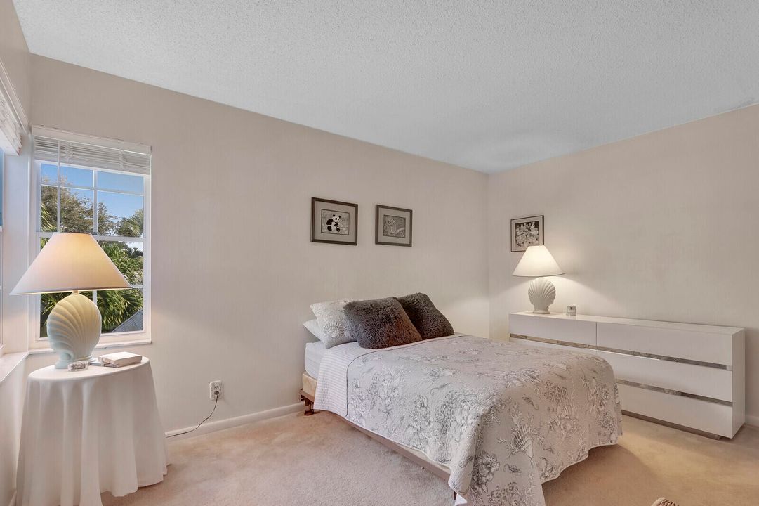 Activo con contrato: $625,000 (3 camas, 2 baños, 1762 Pies cuadrados)