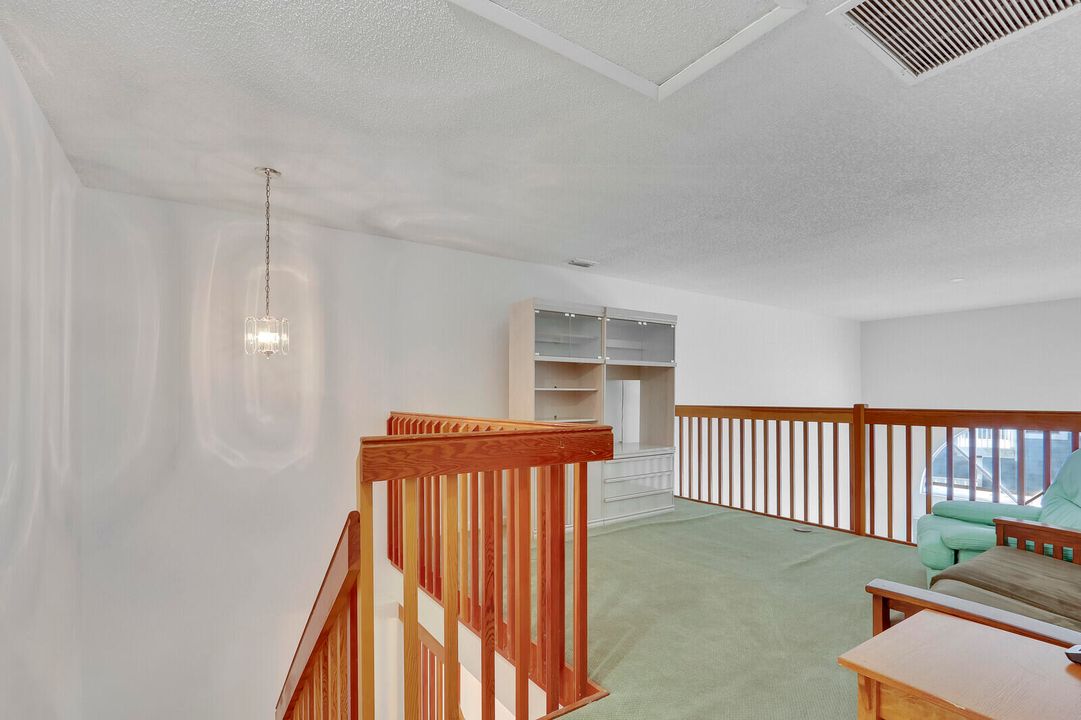 Activo con contrato: $625,000 (3 camas, 2 baños, 1762 Pies cuadrados)